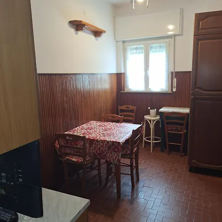 Aduepassidalmarediviamolinelli *