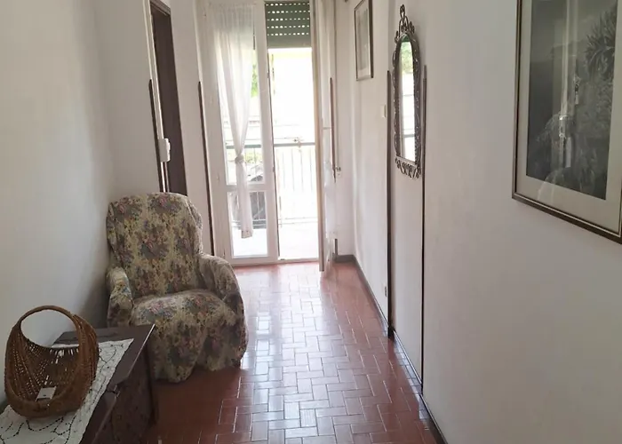 Aduepassidalmarediviamolinelli * Monterosso al Mare